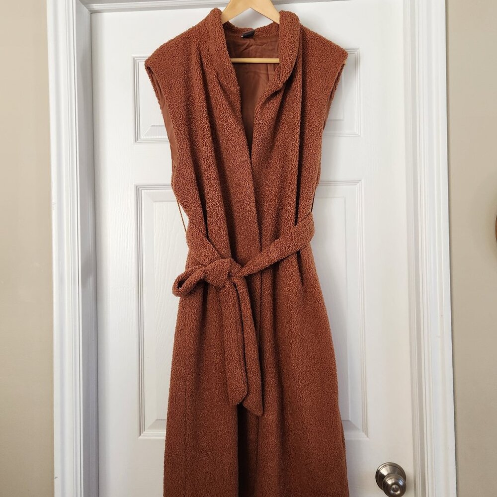 NWOT Vince Camuto Belted Long Vest
